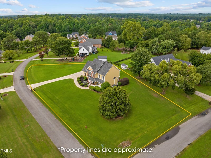 300 Bradford Pl, Clayton, NC 27520