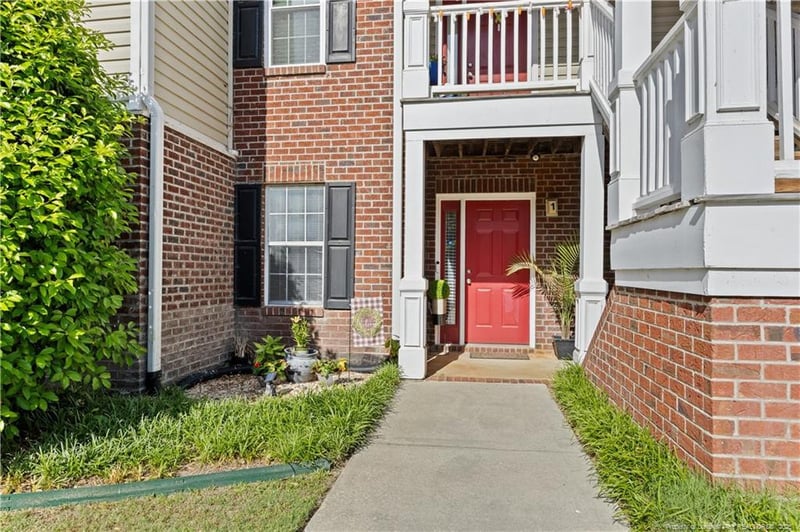300 Bubble Creek Ct, Fayetteville, NC 28311