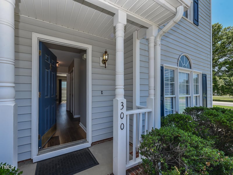 300 Center Heights Ct, Apex, NC 27502