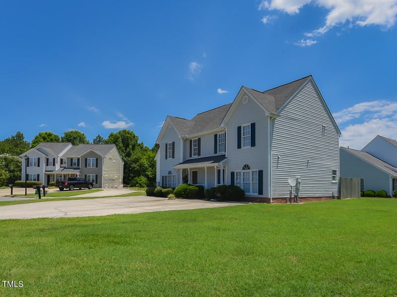 300 Center Heights Ct, Apex, NC 27502