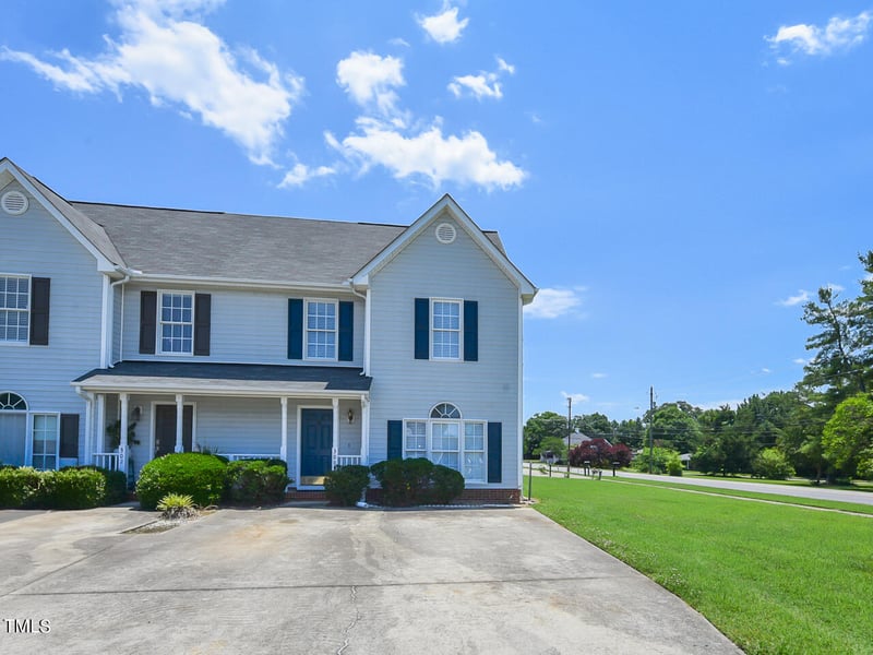300 Center Heights Ct, Apex, NC 27502