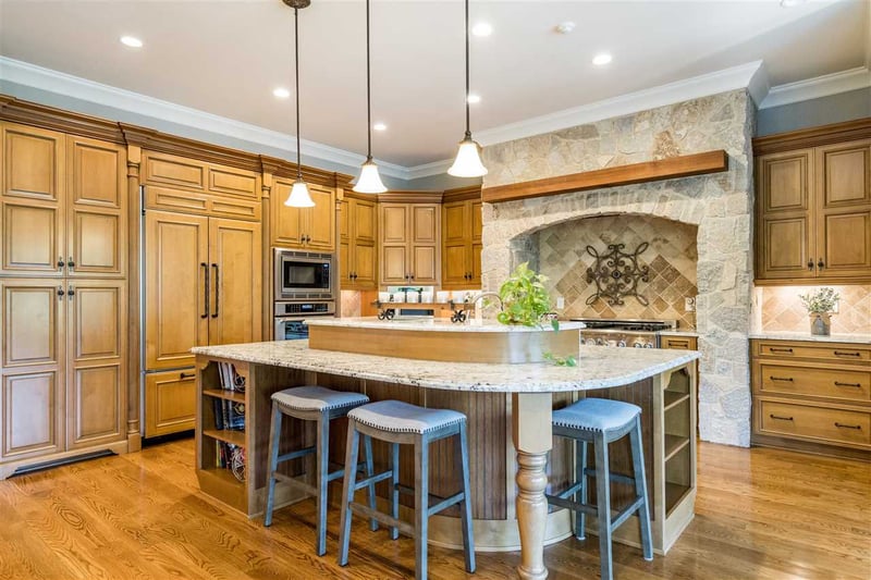 300 Edinburgh Dr, Cary, NC 27511