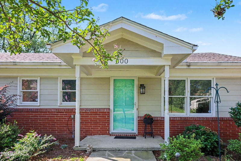 300 Ellen Dr, Knightdale, NC 27545