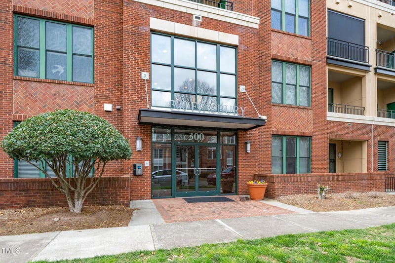 300 Finsbury  #115, Durham, NC 27703