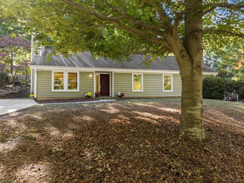 300 Forbush Mountain Dr, Chapel Hill, NC 27514