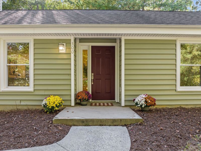 300 Forbush Mountain Dr, Chapel Hill, NC 27514