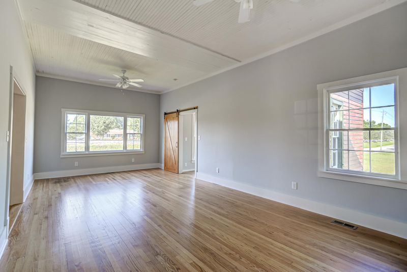 300 W Garner Rd, Garner, NC 27529
