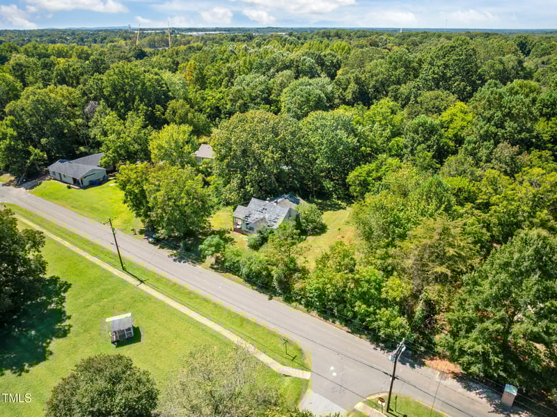 300 Giles St, Mebane, NC 27302