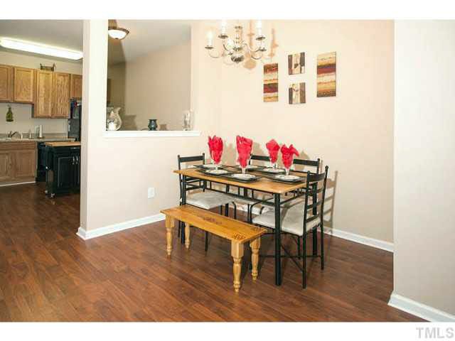 300 Gilman Ln #104, Raleigh, NC 27610