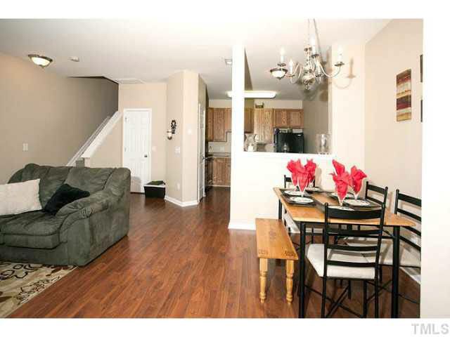300 Gilman Ln #104, Raleigh, NC 27610
