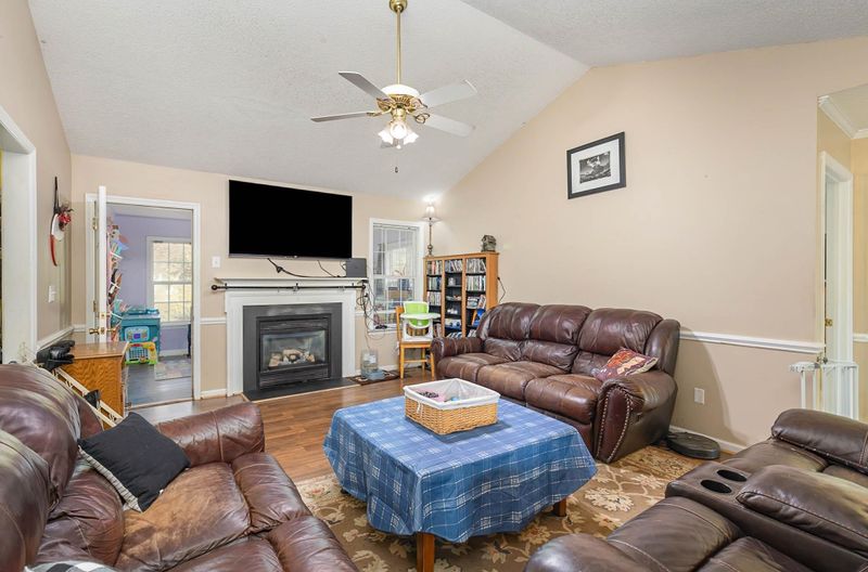 300 Grants Way, Four Oaks, NC 27524