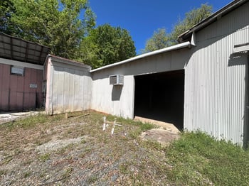 300 Guthrie St, Graham, NC 27253