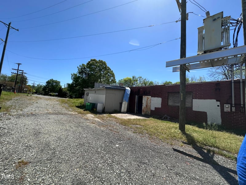 300 Guthrie St, Graham, NC 27253