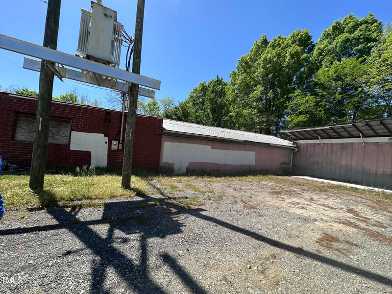 300 Guthrie St, Graham, NC 27253