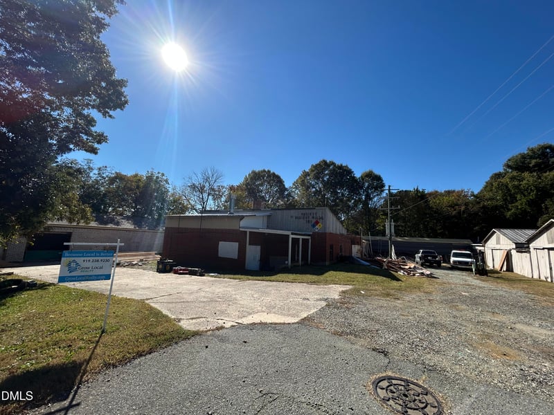 300 Guthrie St, Graham, NC 27253