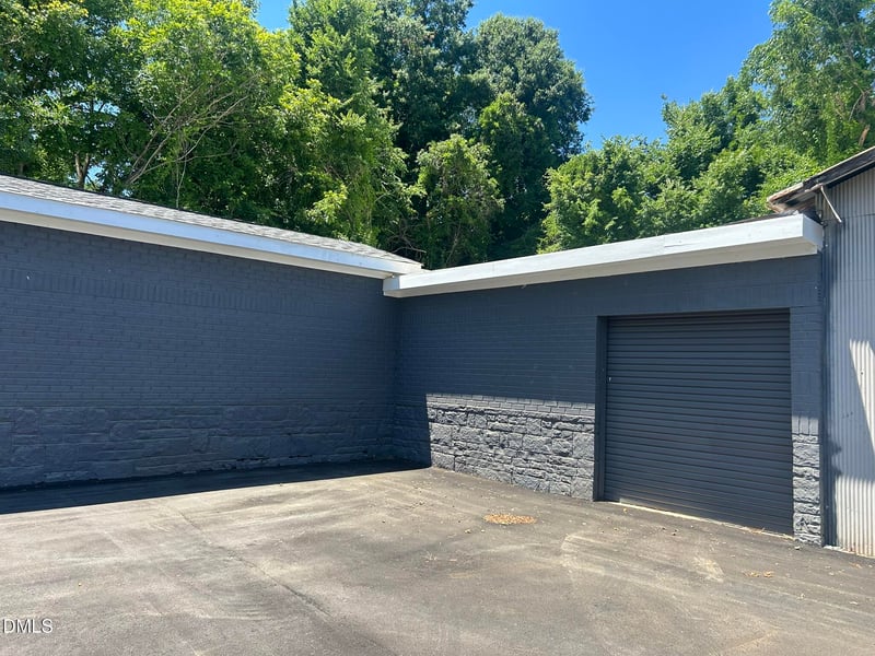 300 Guthrie St, Graham, NC 27253