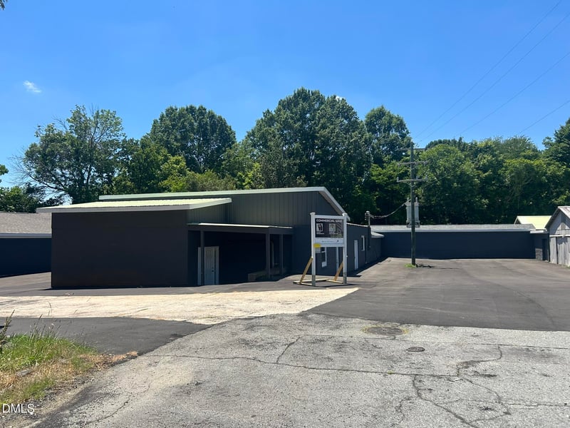 300 Guthrie St, Graham, NC 27253