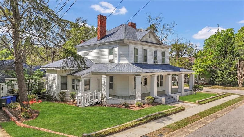 300 Highland Ave, Fayetteville, NC 28305