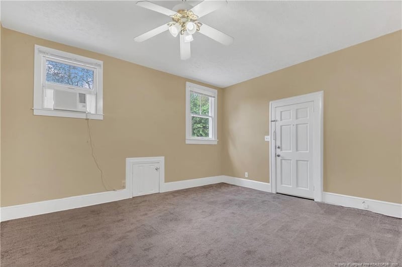 300 Highland Ave, Fayetteville, NC 28305