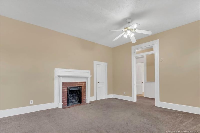 300 Highland Ave, Fayetteville, NC 28305
