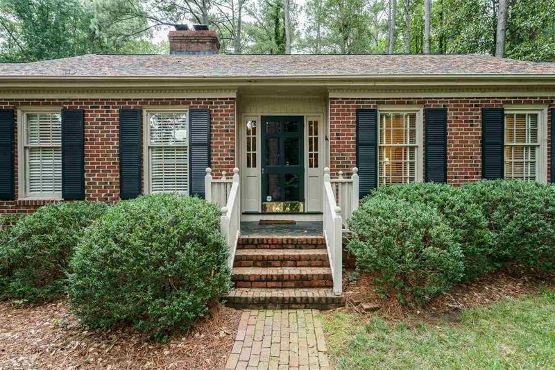 300 Hillandale Dr, Raleigh, NC 27609