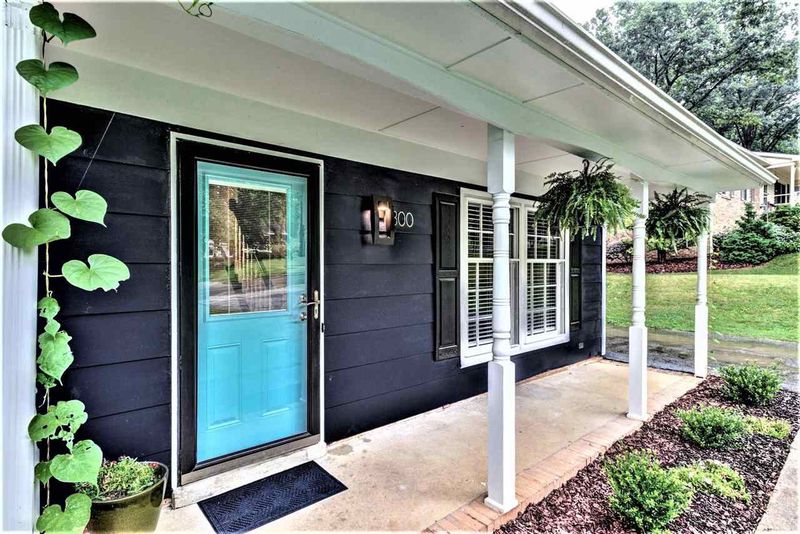 300 Killington Dr, Raleigh, NC 27609