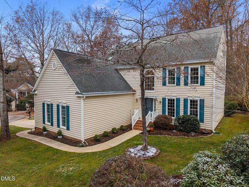 300 Kirkfield Dr, Cary, NC 27518