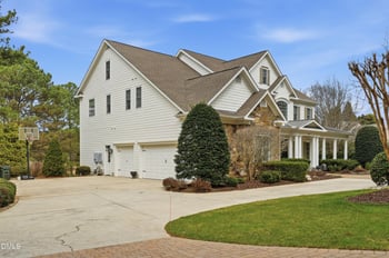 300 Lake Manor Rd, Chapel Hill, NC 27516