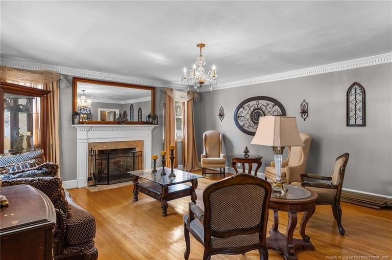 300 Layton Ave, Dunn, NC 28334