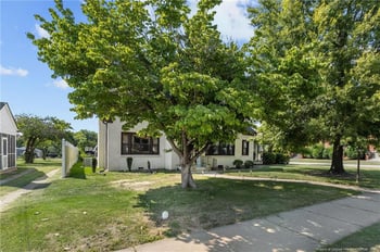 300 Layton Ave, Dunn, NC 28334