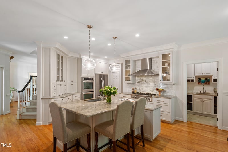 300 Livingstone Dr, Cary, NC 27513