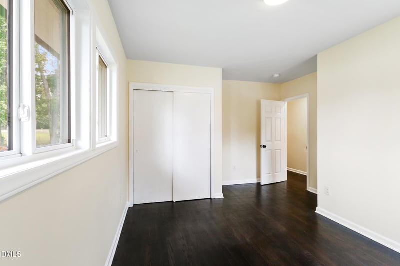 300 Loop Rd, Garner, NC 27529