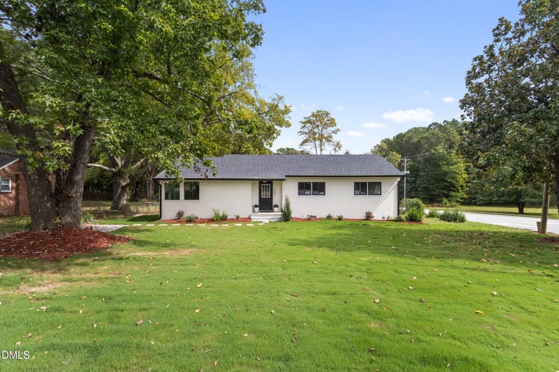 300 Loop Rd, Garner, NC 27529