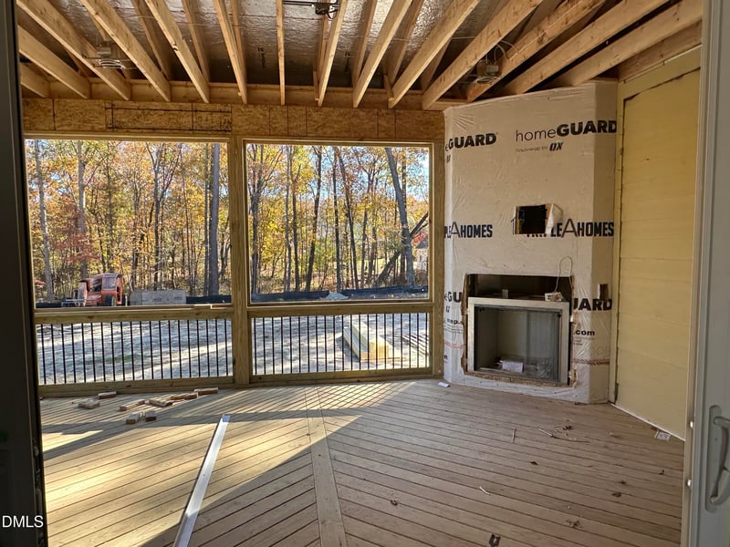 300 Meadow Walk Dr, Fuquay Varina, NC 27526