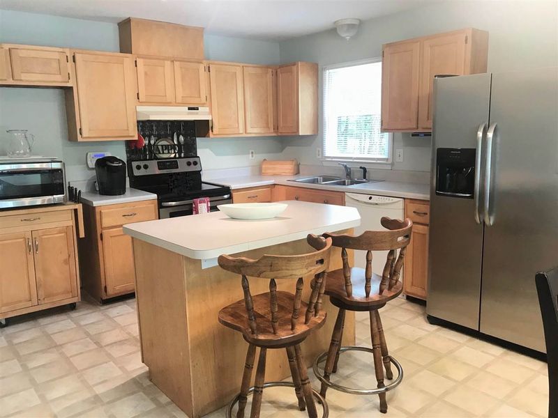 300 Moore Ct, Angier, NC 27501