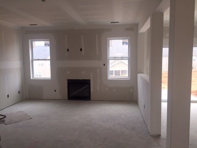 300 Naples Ln #37, Clayton, NC 27527