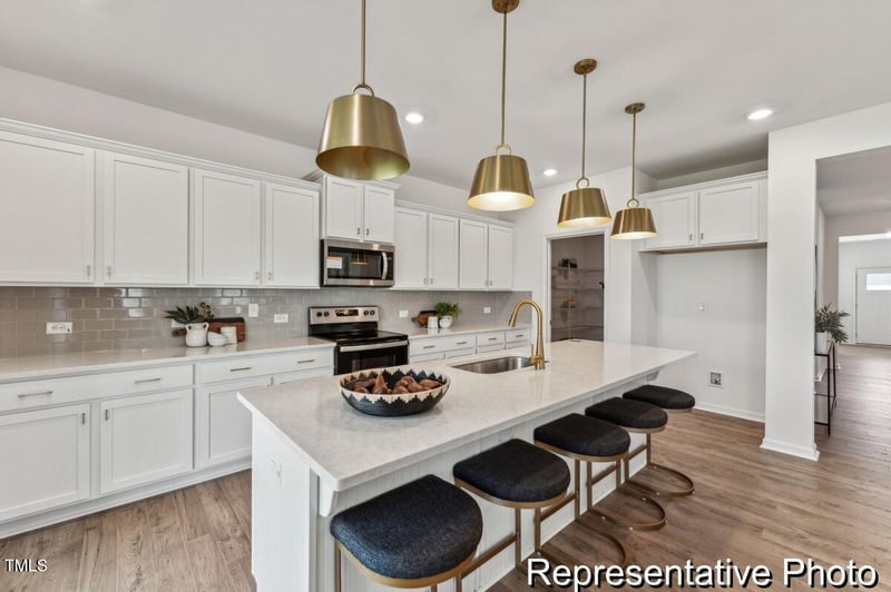 300 Nathan Dr, Lillington, NC 27546