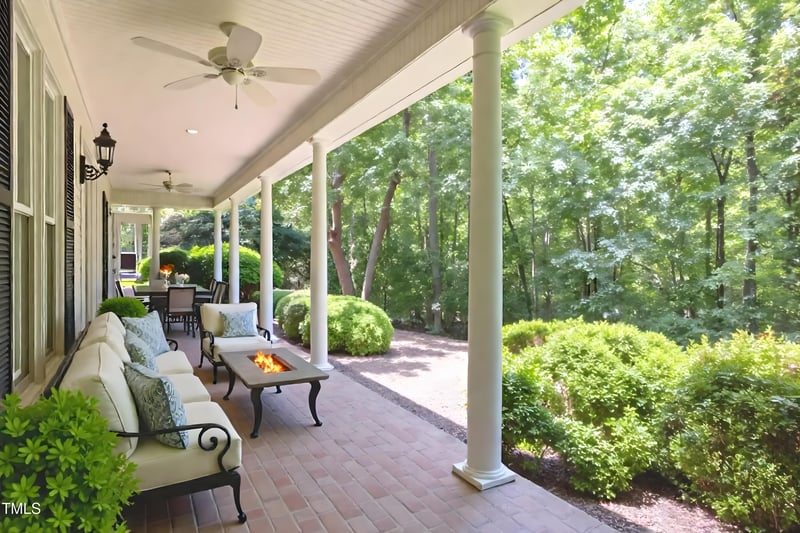 300 Oak Ridge Dr, Hillsborough, NC 27278