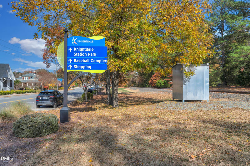 300 Oakwood Crest Dr, Knightdale, NC 27545