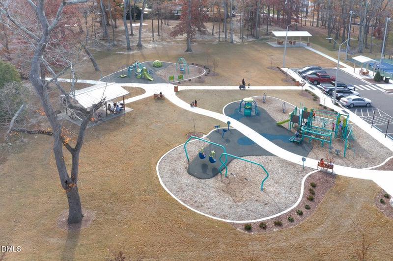 300 Oakwood Crest Dr, Knightdale, NC 27545