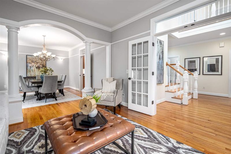 300 Old Larkspur Way, Chapel Hill, NC 27516