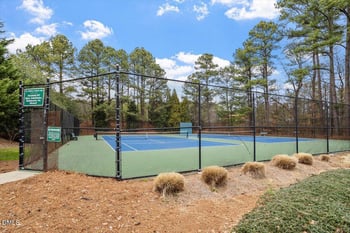 300 Parkgate Dr, Cary, NC 27519
