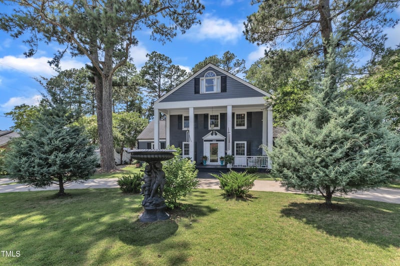 300 Pine St, Benson, NC 27504