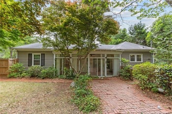 300 Pinecrest Dr, Fayetteville, NC 28305