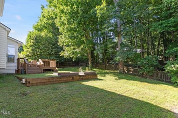 300 Quarryrock Rd, Holly Springs, NC 27540