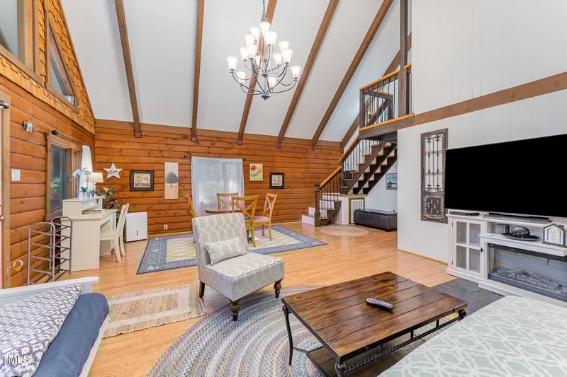 300 Rabbit Rn, Pittsboro, NC 27312