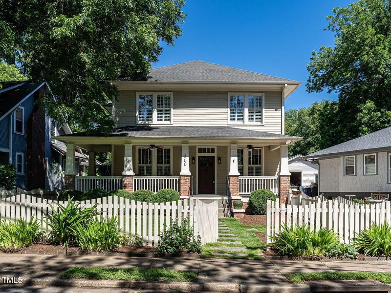 300 W Roanoke Park Dr, Raleigh, NC 27608