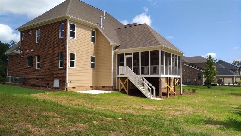 300 Rolling Meadows Ln, Chapel Hill, NC 27517