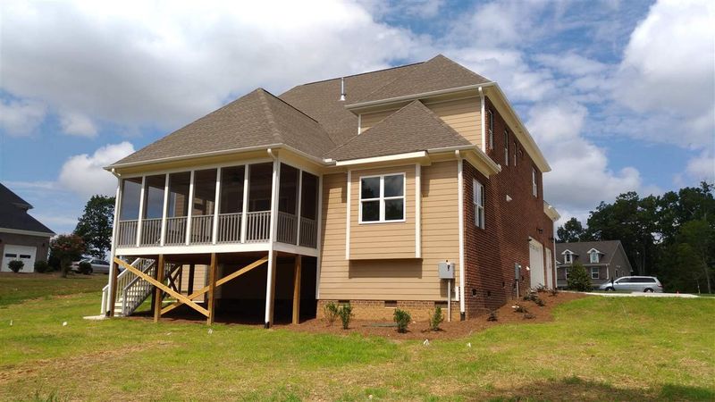 300 Rolling Meadows Ln, Chapel Hill, NC 27517