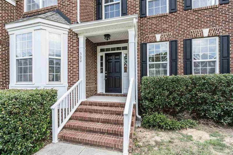 300 Ruthwin Dr, Morrisville, NC 27560